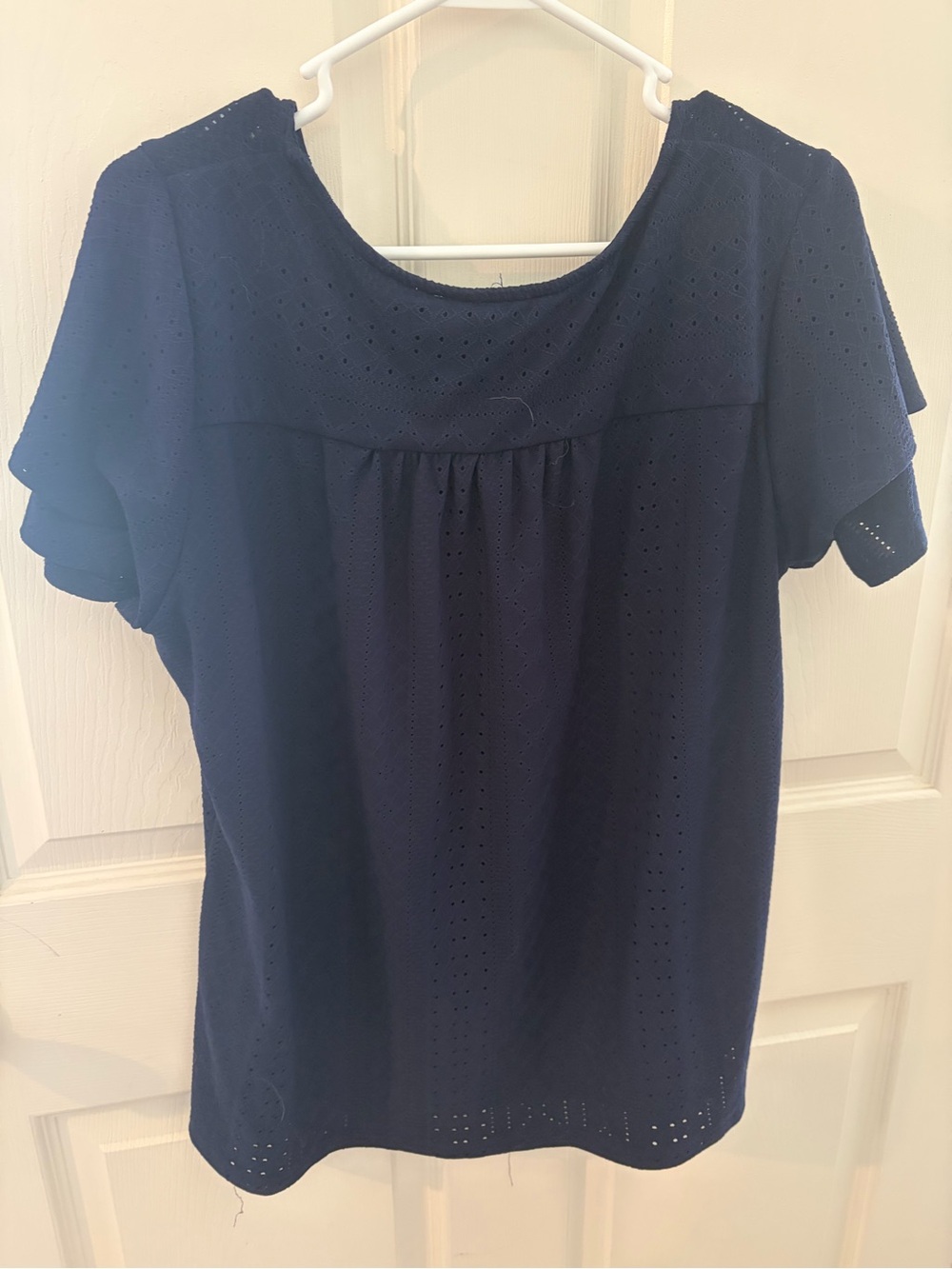 Notations Navy Eyelet Flutter Sleeve Blouse XL